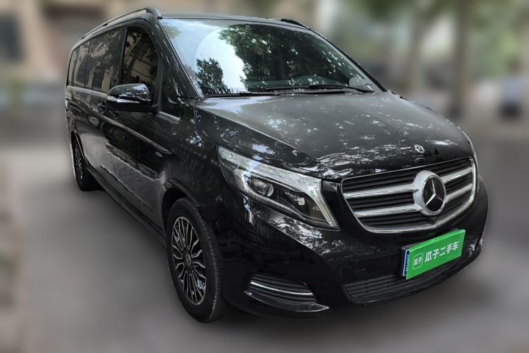 Used Mercedes-Benz V-Class 2018 V 260 L Prestige Extended Version China VI Front Right 45 Deg