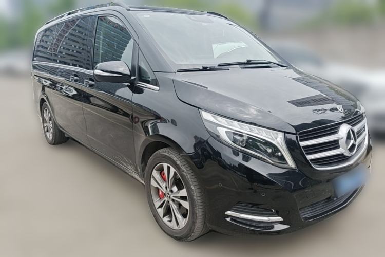 Used Mercedes-Benz V-Class 2018 V 260 Avantgarde Edition China VI Front Right 45 Deg