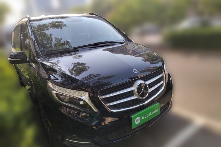 Used Mercedes-Benz V-Class 2018 V 260 L Prestige Extended Version China V Front Right 45 Deg