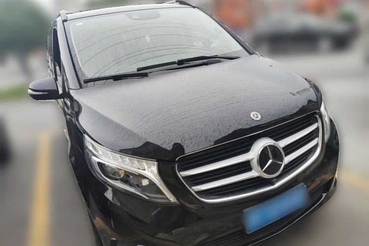 Used Mercedes-Benz V-Class 2018 V 260 Prestige Edition China VI Front Right 45 Deg