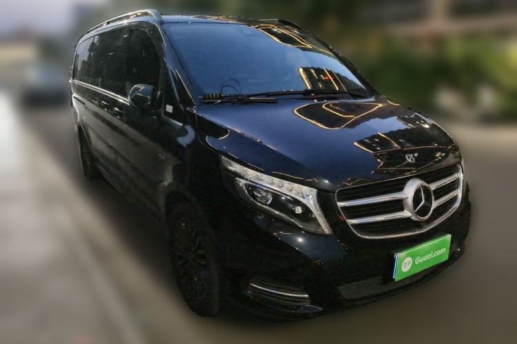 Used Mercedes-Benz V-Class 2018 V 260 Prestige Edition China VI Front Right 45 Deg