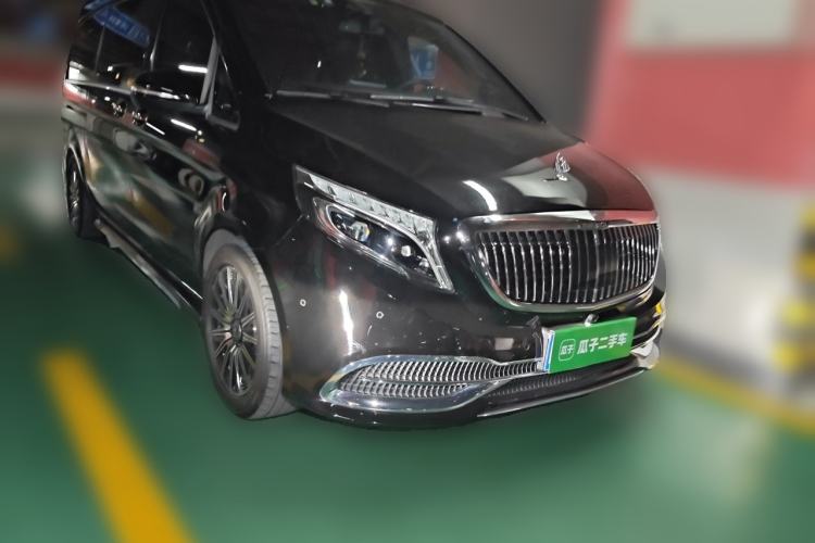 Used Mercedes-Benz V-Class 2018 V 260 L Prestige Extended Version China VI Front Right 45 Deg
