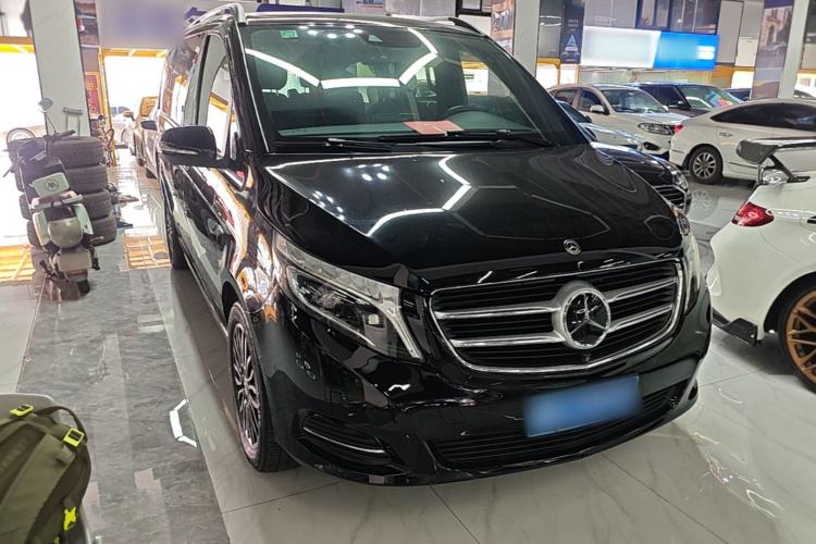 Used Mercedes-Benz V-Class 2018 V 260 Prestige Edition China V Front Right 45 Deg