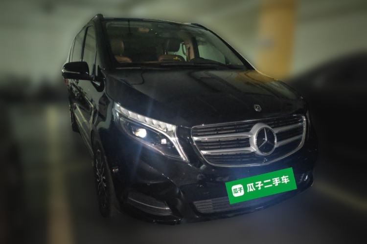 Used Mercedes-Benz V-Class 2018 V 260 Prestige Edition China VI Front Right 45 Deg