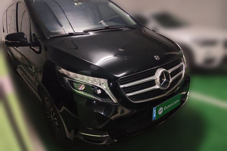 Used Mercedes-Benz V-Class 2018 V 260 L Prestige Extended Version China VI Front Right 45 Deg