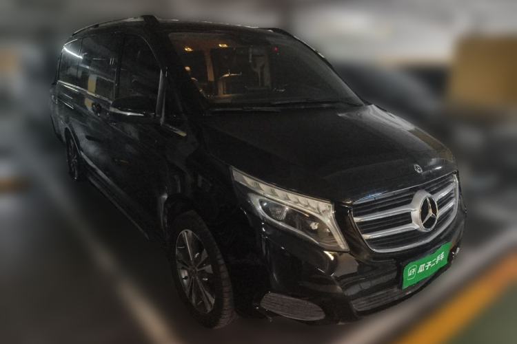 Used Mercedes-Benz V-Class 2018 V 260 Avantgarde Edition China V Front Right 45 Deg