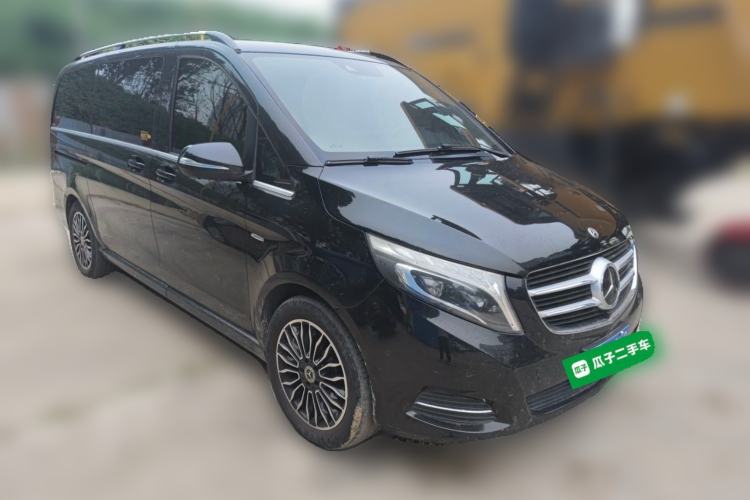 Used Mercedes-Benz V-Class 2018 V 260 Prestige Edition China VI Front Right 45 Deg