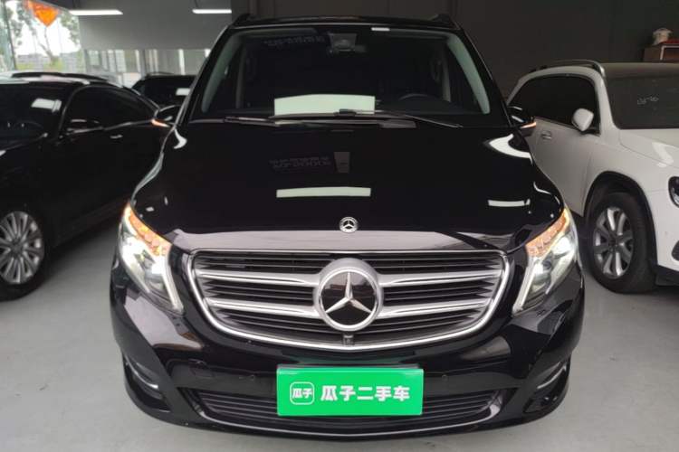 Used Mercedes-Benz V-Class 2018 V 260 Prestige Edition China VI Front