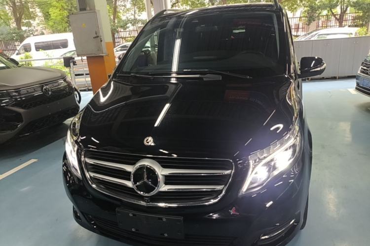 Used Mercedes-Benz V-Class 2018 V 260 L Prestige Extended Version China VI Front