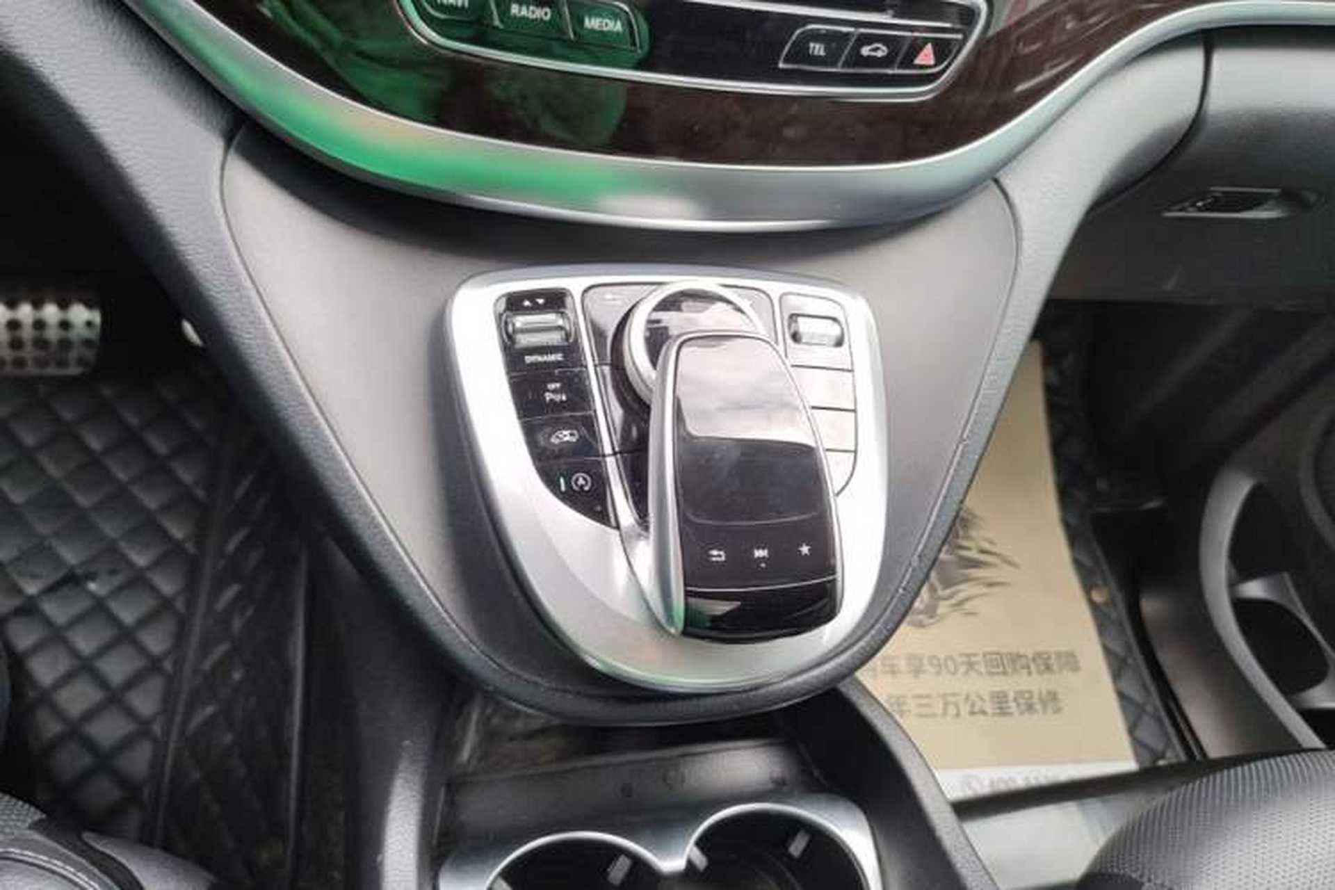 Used Mercedes-Benz V-Class 2018 V 260 Prestige Edition China VI Gear Lever