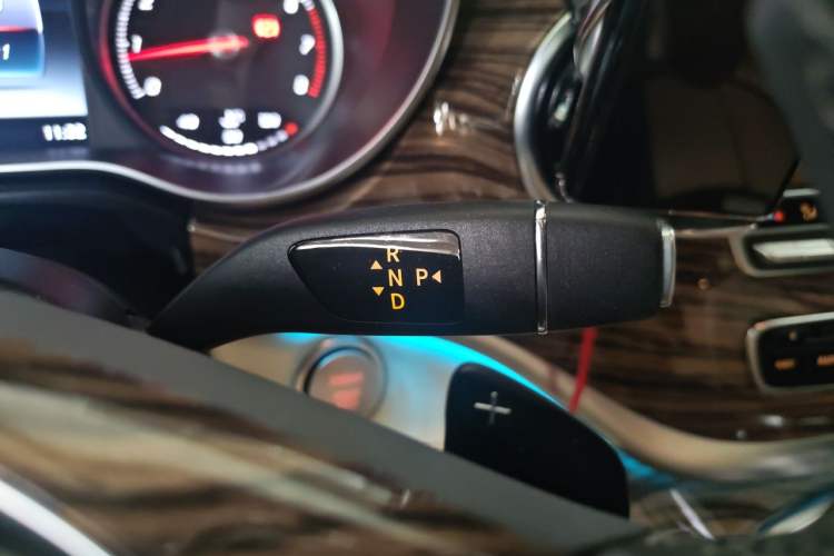 Used Mercedes-Benz V-Class 2018 V 260 L Prestige Extended Version China V Gear Lever