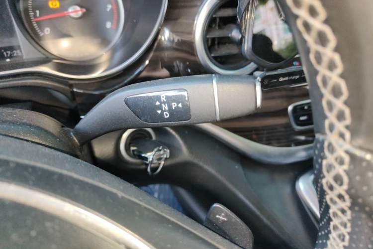 Used Mercedes-Benz V-Class 2018 V 260 Avantgarde Edition China V Gear Lever