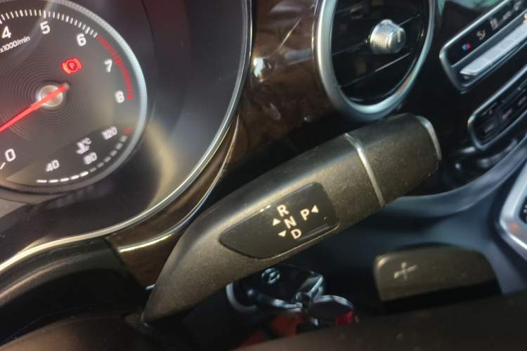 Used Mercedes-Benz V-Class 2018 V 260 Prestige Edition China V Gear Lever