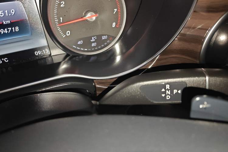 Used Mercedes-Benz V-Class 2018 V 260 Avantgarde Edition China V Gear Lever