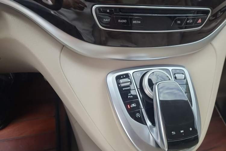 Used Mercedes-Benz V-Class 2018 V 260 Prestige Edition China V Gear Lever