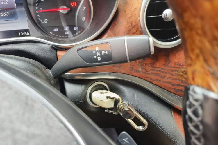 Used Mercedes-Benz V-Class 2018 V 260 L Prestige Extended Version China V Gear Lever