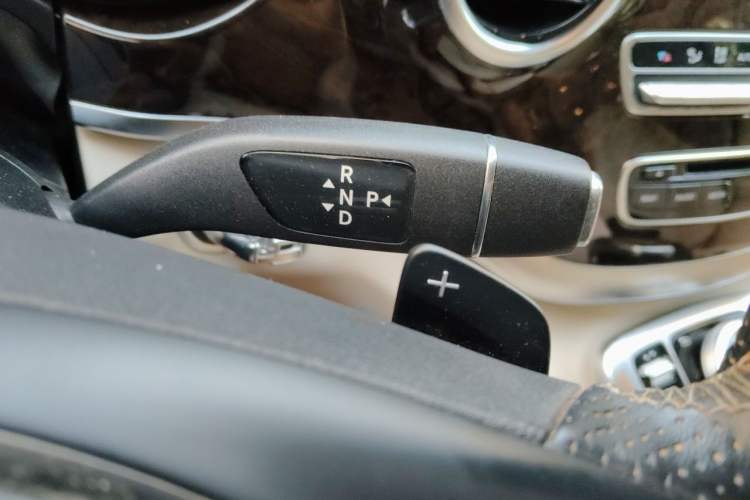 Used Mercedes-Benz V-Class 2018 V 260 L Prestige Extended Version China V Gear Lever