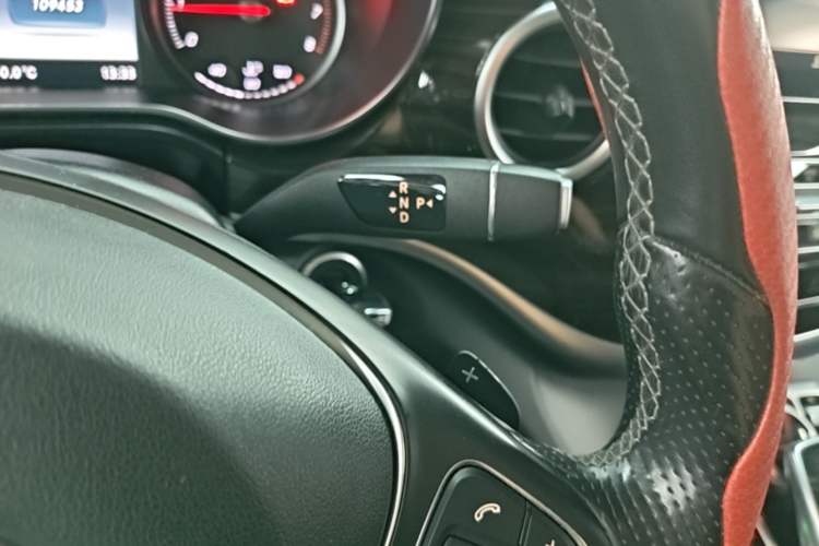 Used Mercedes-Benz V-Class 2018 V 260 Avantgarde Edition China VI Gear Lever