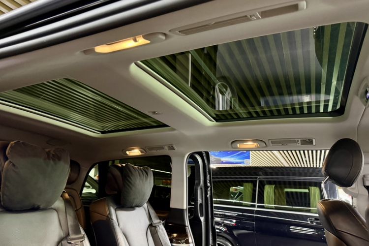 Used Mercedes-Benz V-Class 2018 V 260 Prestige Edition China VI Headliner