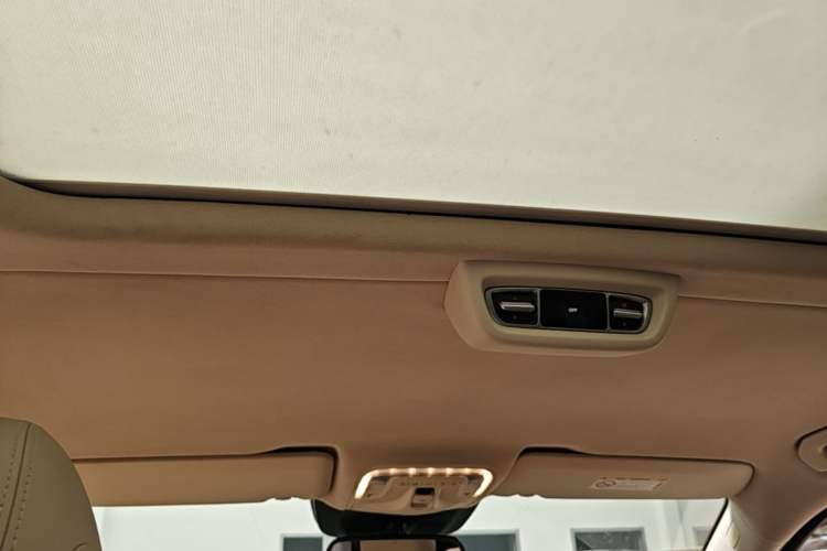 Used Mercedes-Benz V-Class 2018 V 260 Prestige Edition China V Headliner