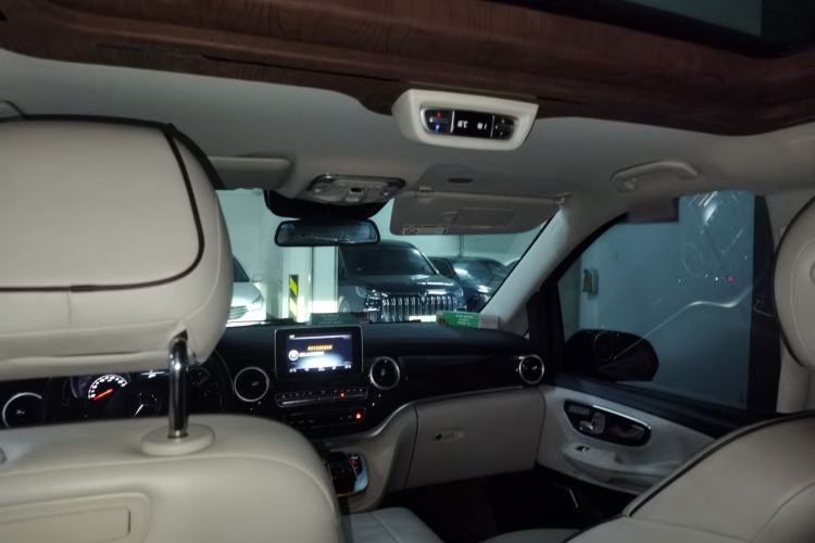 Used Mercedes-Benz V-Class 2018 V 260 L Prestige Extended Version China VI Headliner