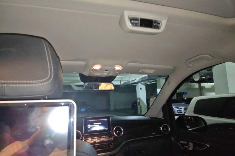 Used Mercedes-Benz V-Class 2018 V 260 Prestige Edition China VI Headliner