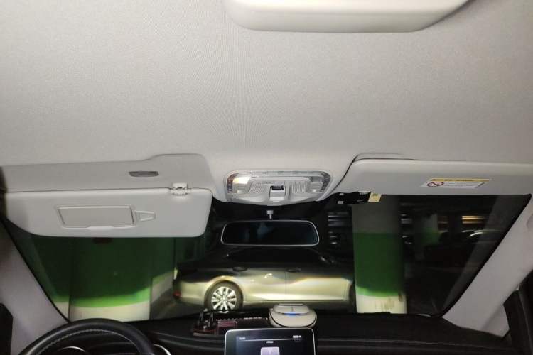 Used Mercedes-Benz V-Class 2018 V 260 L Prestige Extended Version China VI Headliner