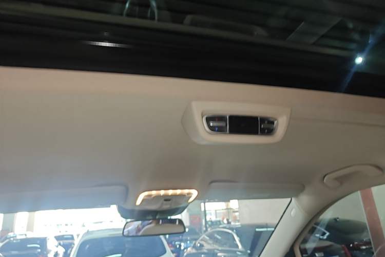 Used Mercedes-Benz V-Class 2018 V 260 L Prestige Extended Version China VI Headliner