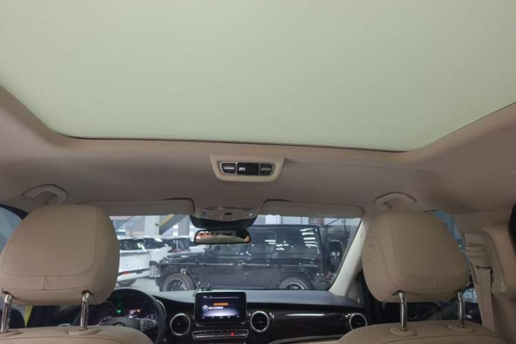 Used Mercedes-Benz V-Class 2018 V 260 Avantgarde Edition China V Headliner