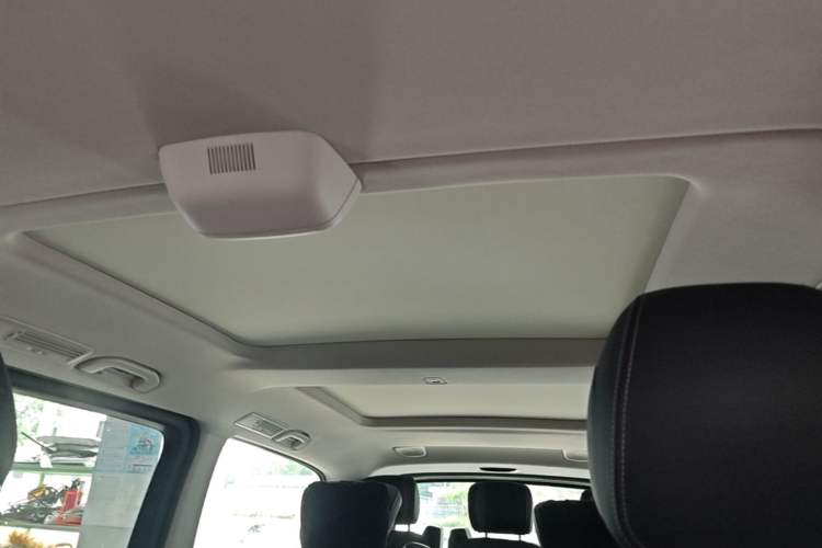 Used Mercedes-Benz V-Class 2018 V 260 L Prestige Extended Version China VI Headliner