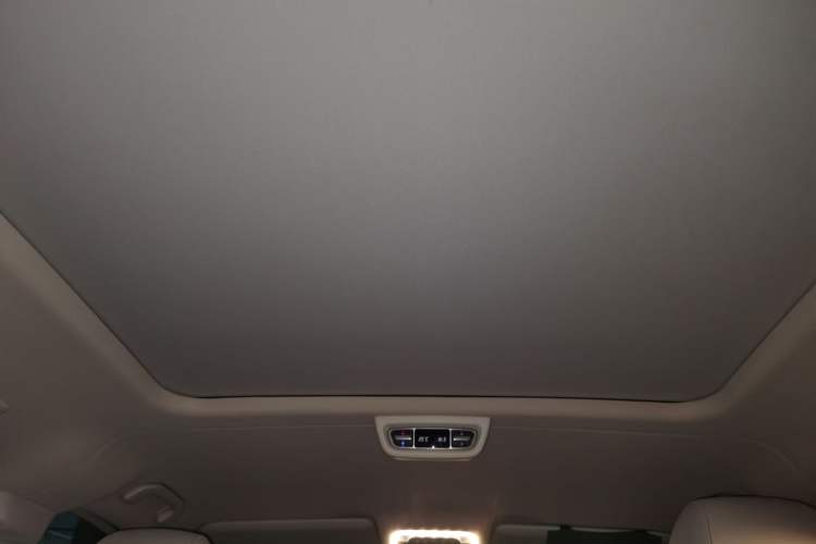 Used Mercedes-Benz V-Class 2018 V 260 L Prestige Extended Version China VI Headliner