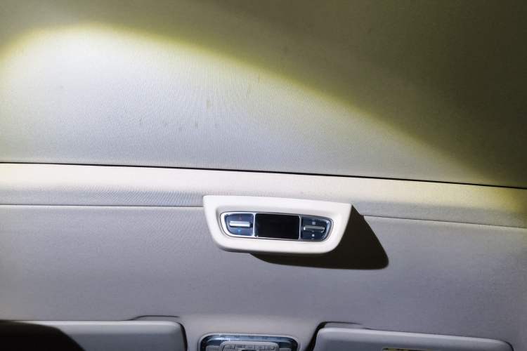 Used Mercedes-Benz V-Class 2018 V 260 L Prestige Extended Version China V Headliner