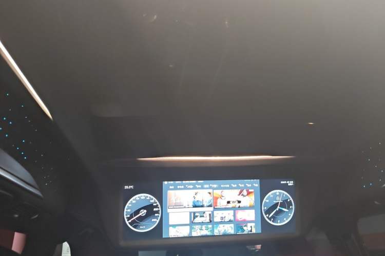 Used Mercedes-Benz V-Class 2018 V 260 L Prestige Extended Version China VI Headliner