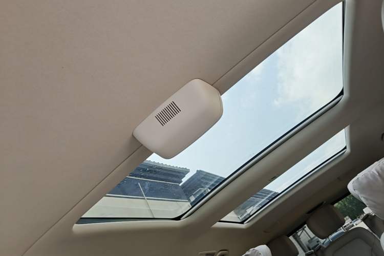 Used Mercedes-Benz V-Class 2018 V 260 L Prestige Extended Version China VI Headliner