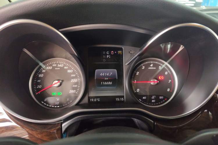 Used Mercedes-Benz V-Class 2018 V 260 Prestige Edition China VI Instrument Cluster