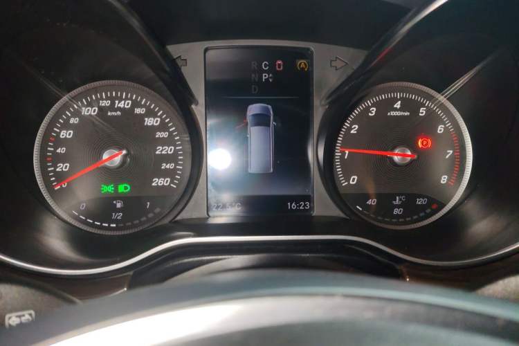 Used Mercedes-Benz V-Class 2018 V 260 Avantgarde Edition China VI Instrument Cluster