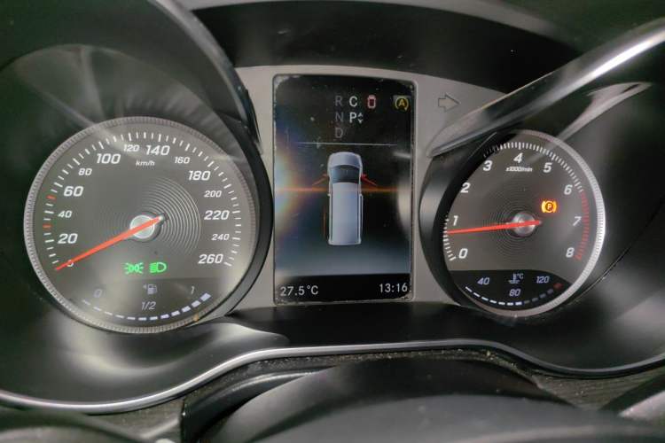 Used Mercedes-Benz V-Class  Instrument Cluster