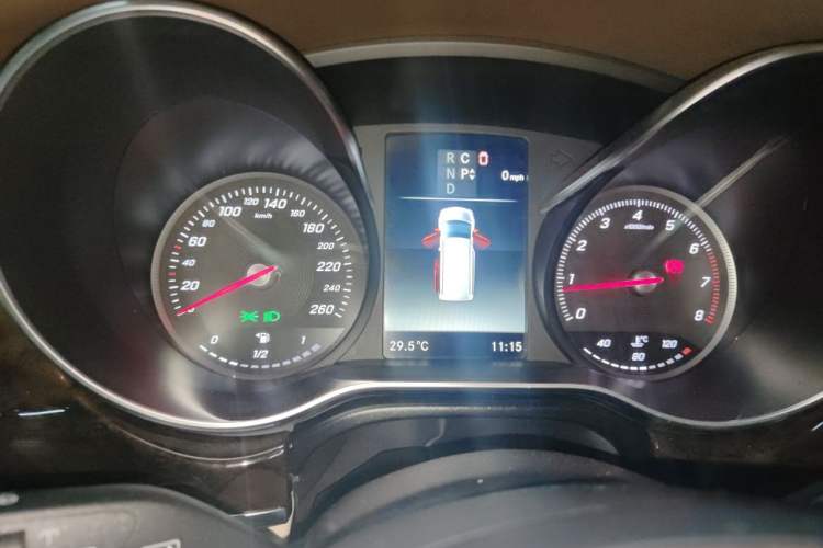 Used Mercedes-Benz V-Class 2018 V 260 L Prestige Extended Version China VI Instrument Cluster