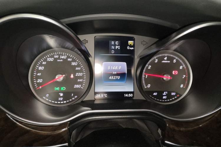 Used Mercedes-Benz V-Class 2018 V 260 L Prestige Extended Version China VI Instrument Cluster