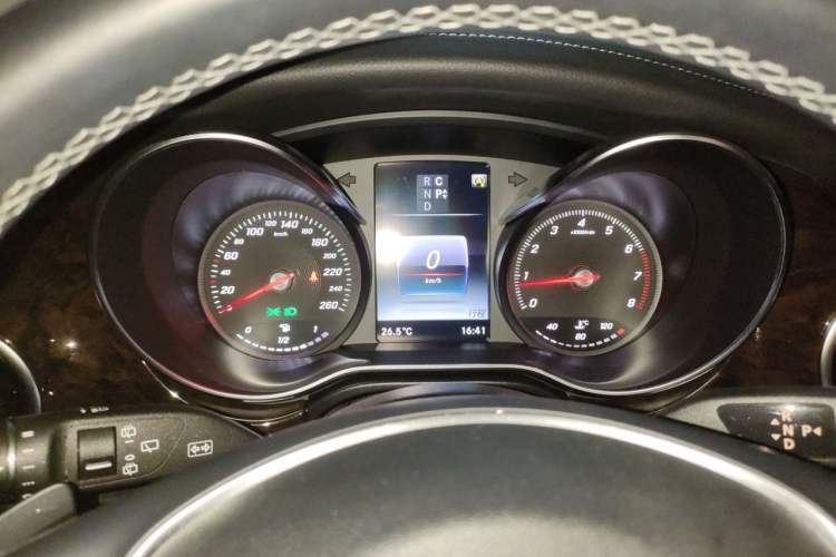 Used Mercedes-Benz V-Class 2018 V 260 L Prestige Extended Version China VI Instrument Cluster