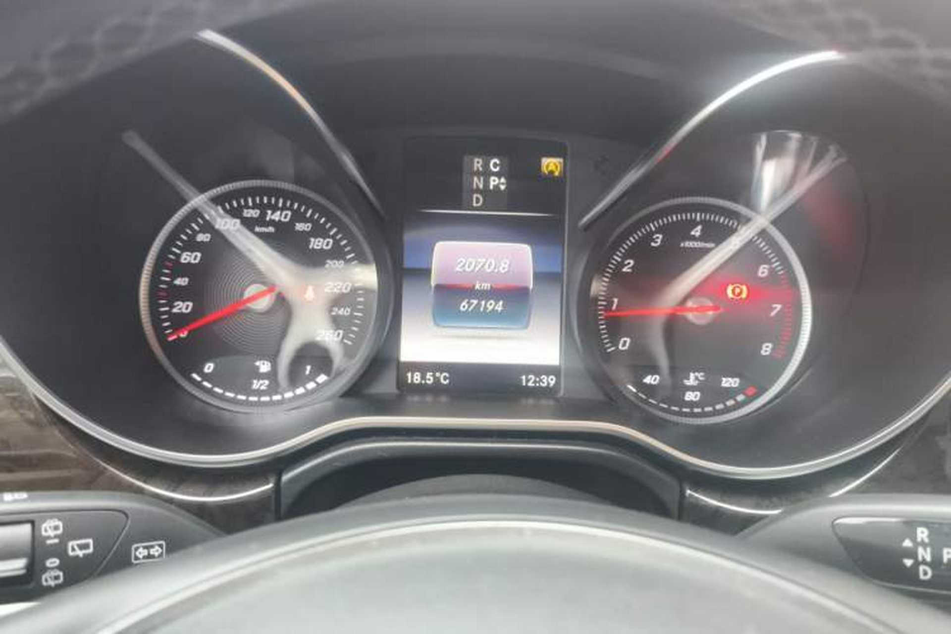 Used Mercedes-Benz V-Class 2018 V 260 L Prestige Extended Version China VI Instrument Cluster