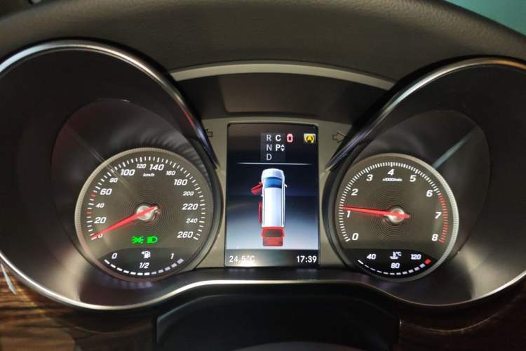 Used Mercedes-Benz V-Class 2018 V 260 L Prestige Extended Version China VI Instrument Cluster