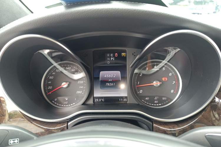 Used Mercedes-Benz V-Class 2018 V 260 L Prestige Extended Version China VI Instrument Cluster