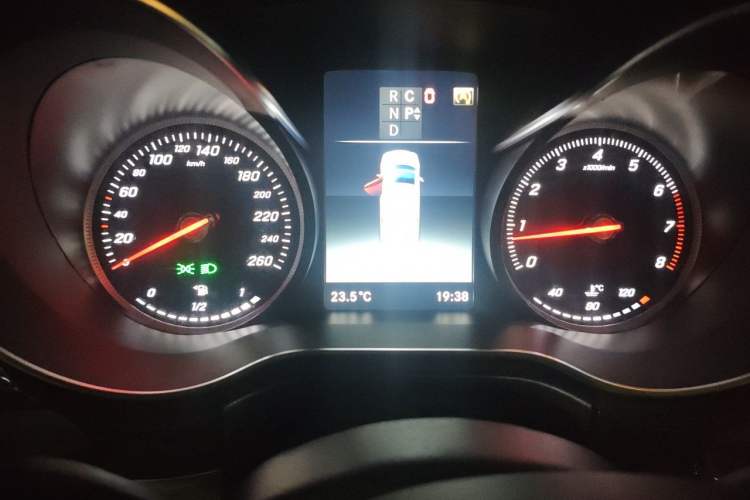 Used Mercedes-Benz V-Class 2018 V 260 Avantgarde Edition China VI Instrument Cluster