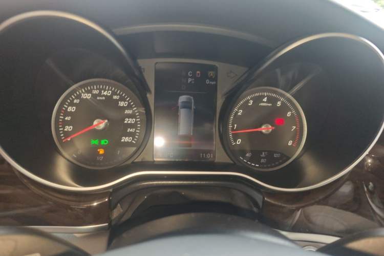 Used Mercedes-Benz V-Class 2018 V 260 L Prestige Extended Version China VI Instrument Cluster