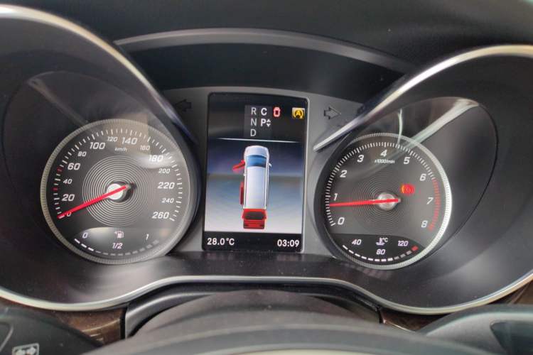 Used Mercedes-Benz V-Class 2018 V 260 L Prestige Extended Version China VI Instrument Cluster