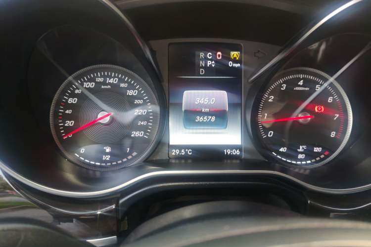 Used Mercedes-Benz V-Class 2018 V 260 Avantgarde Edition China VI Instrument Cluster