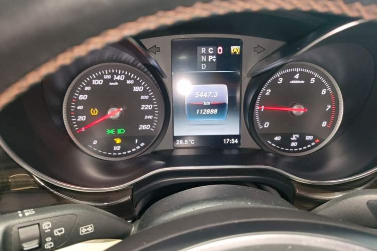 Used Mercedes-Benz V-Class 2018 V 260 Avantgarde Edition China VI Instrument Cluster