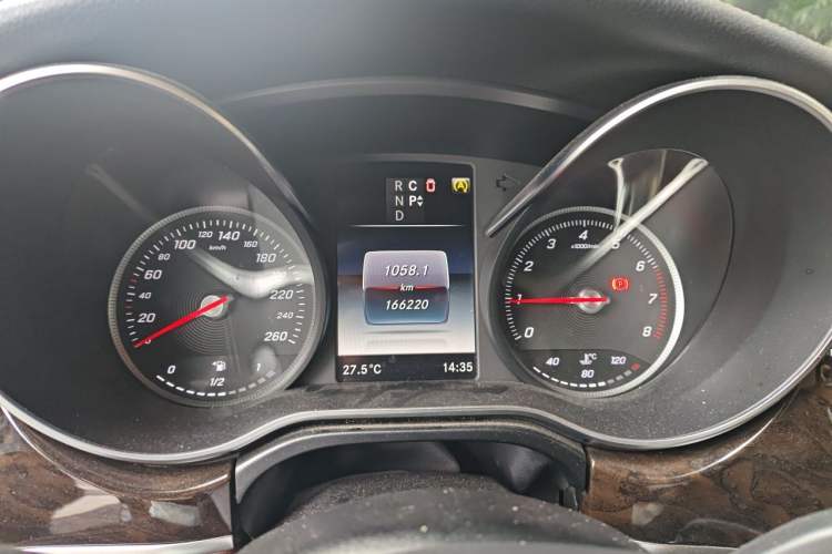 Used Mercedes-Benz V-Class 2018 V 260 L Prestige Extended Version China VI Instrument Cluster