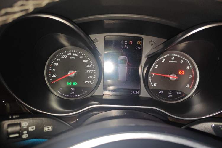 Used Mercedes-Benz V-Class 2018 V 260 Prestige Edition China VI Instrument Cluster
